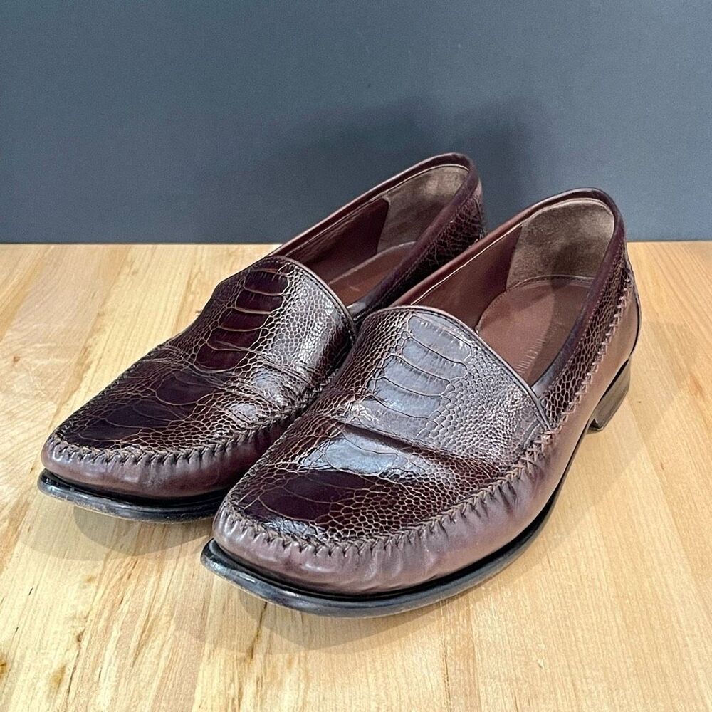 Johnston & Murphy Alligator Embossed Leather Loafers. Dark Brown. Size 10.5M.